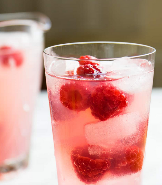 Agua Infusionada: Delicia de Frambuesa